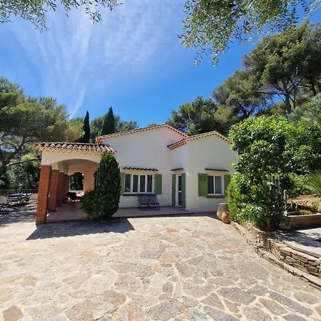 Ferienhaus Calme Avec Clim Et Piscine - Fr-1-100-371 Cavalaire-sur-Mer