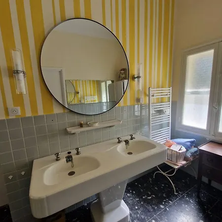 Holiday home Calme Avec Clim Et Piscine - Fr-1-100-371